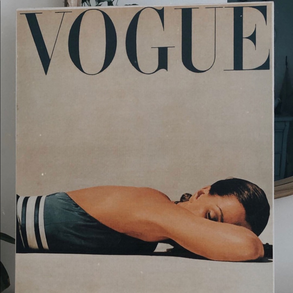 Vogue Canvas